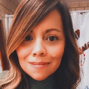 Meet your Posher, Yvette